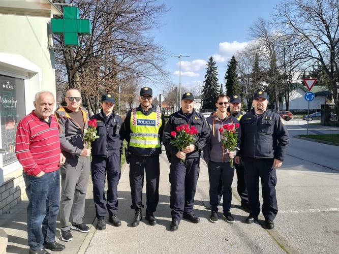 Slika /PU_ZG/slike/PUZ/2020/OŽUJAK/dan zena 08-03-20/1.jpg